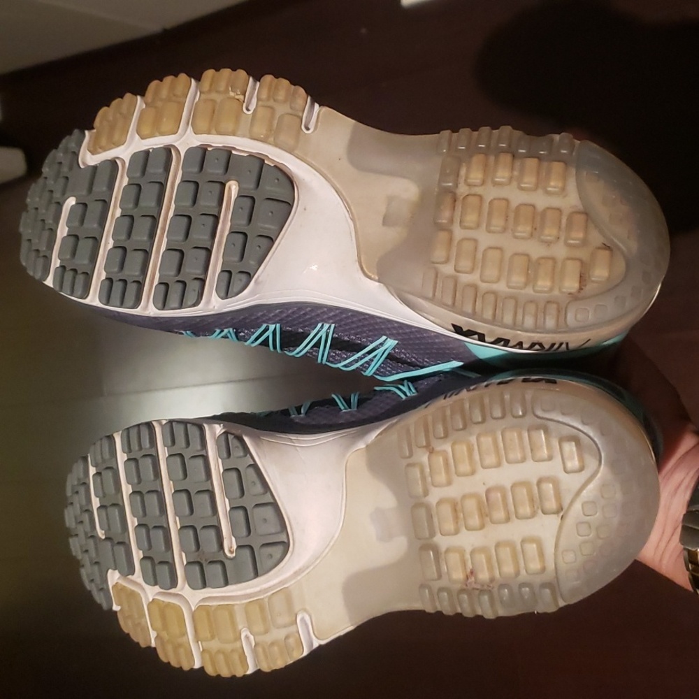Nike Ladies Excellerate 3 Athletic Shoes - Picture 7 of 8